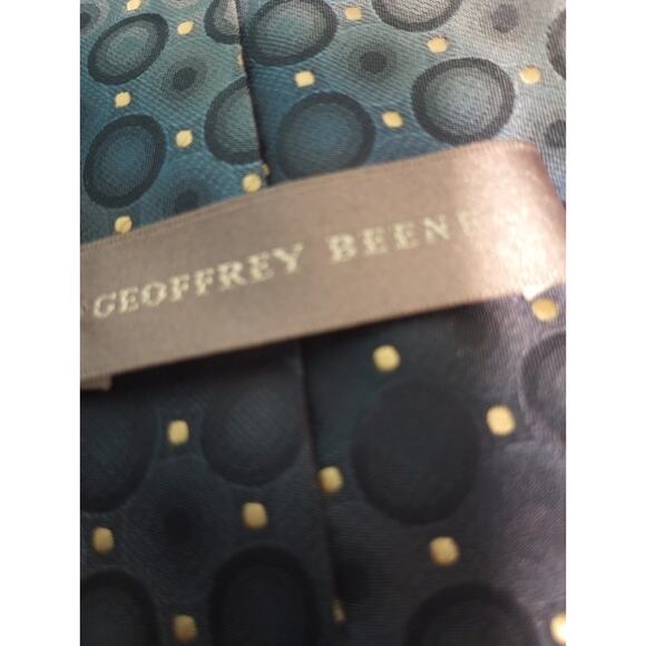 Geoffrey Beene 100% Silk Men's Neck Tie 58 inches - Picture 4 of 4